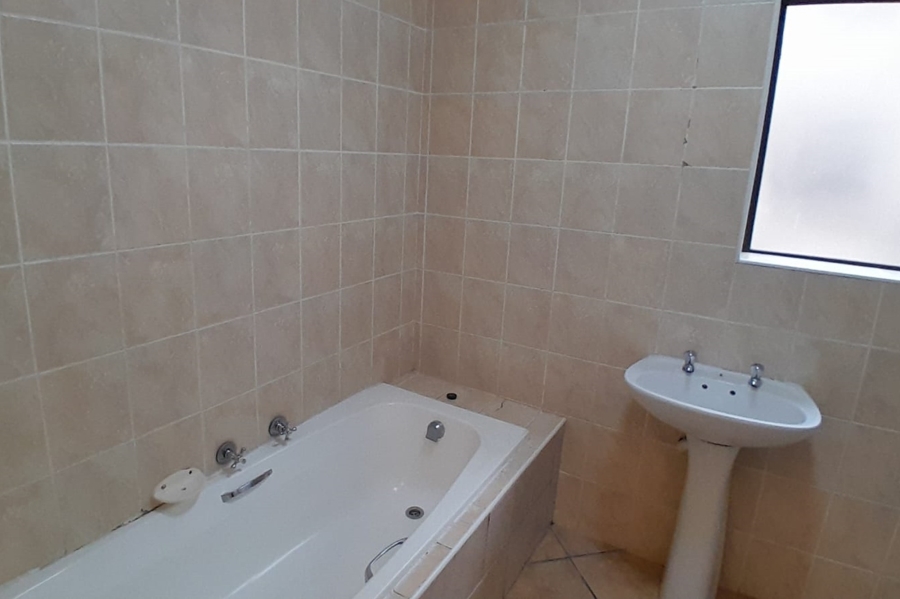 To Let 2 Bedroom Property for Rent in Parklands Western Cape